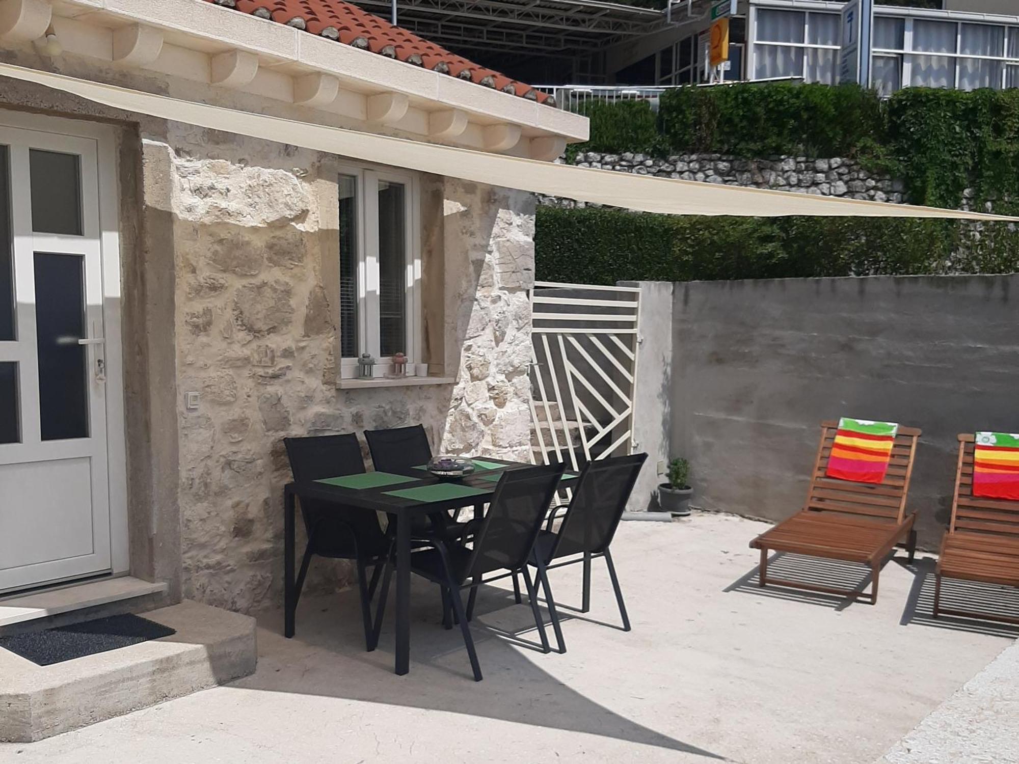 Apartmán Little Stone House Buici  Exteriér fotografie